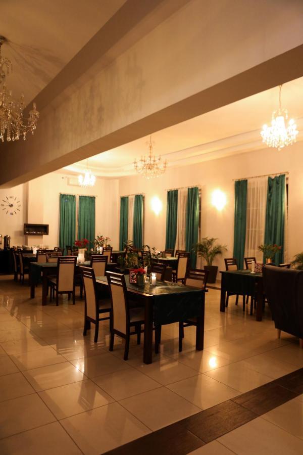 Hotel Zlotogorski Koscielec Экстерьер фото